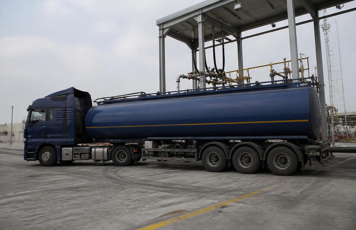 Diesel road tanker at a UAE loading bay